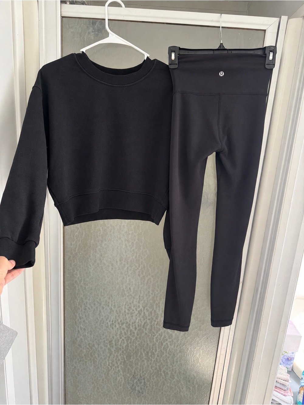 lululemon athletica Black High-Rise Leggings with Black Cropped Sweatshirt